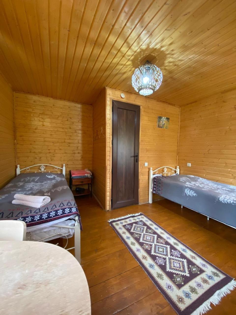 Ushguli Cabins *